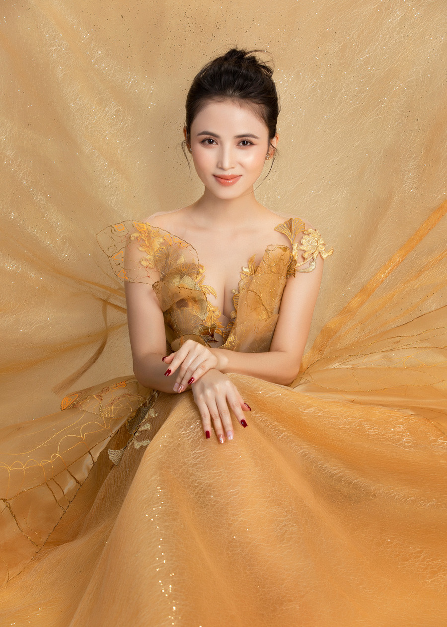MC Thanh Giang dẫn "Best in Swimsuit" tại Hoa hậu Việt Nam 2022