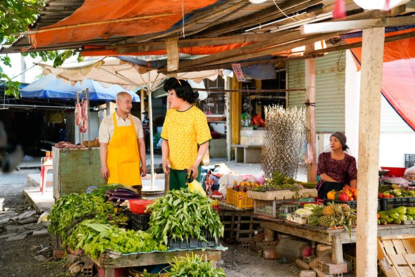 Duyên dáng, hài hước “Chợ tình” có tạo cơn sốt phim hài hè 2024?