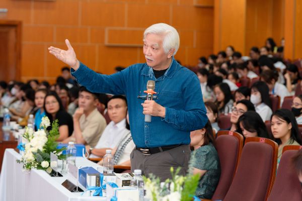 Nghệ sĩ, hoa hậu tiếp lửa tri thức và khát vọng lớn cho thế hệ trẻ