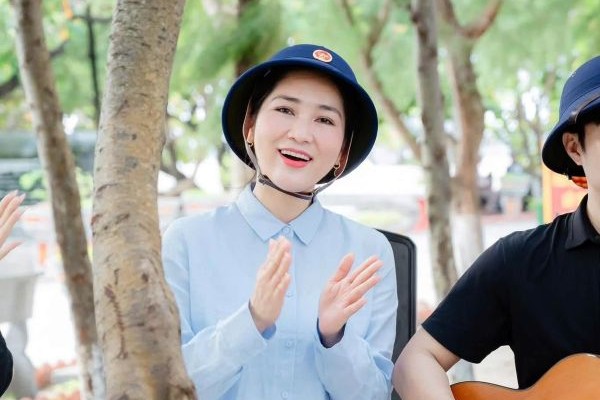 NSƯT Như Huỳnh và những ký ức khó quên lần đầu đến Trường Sa